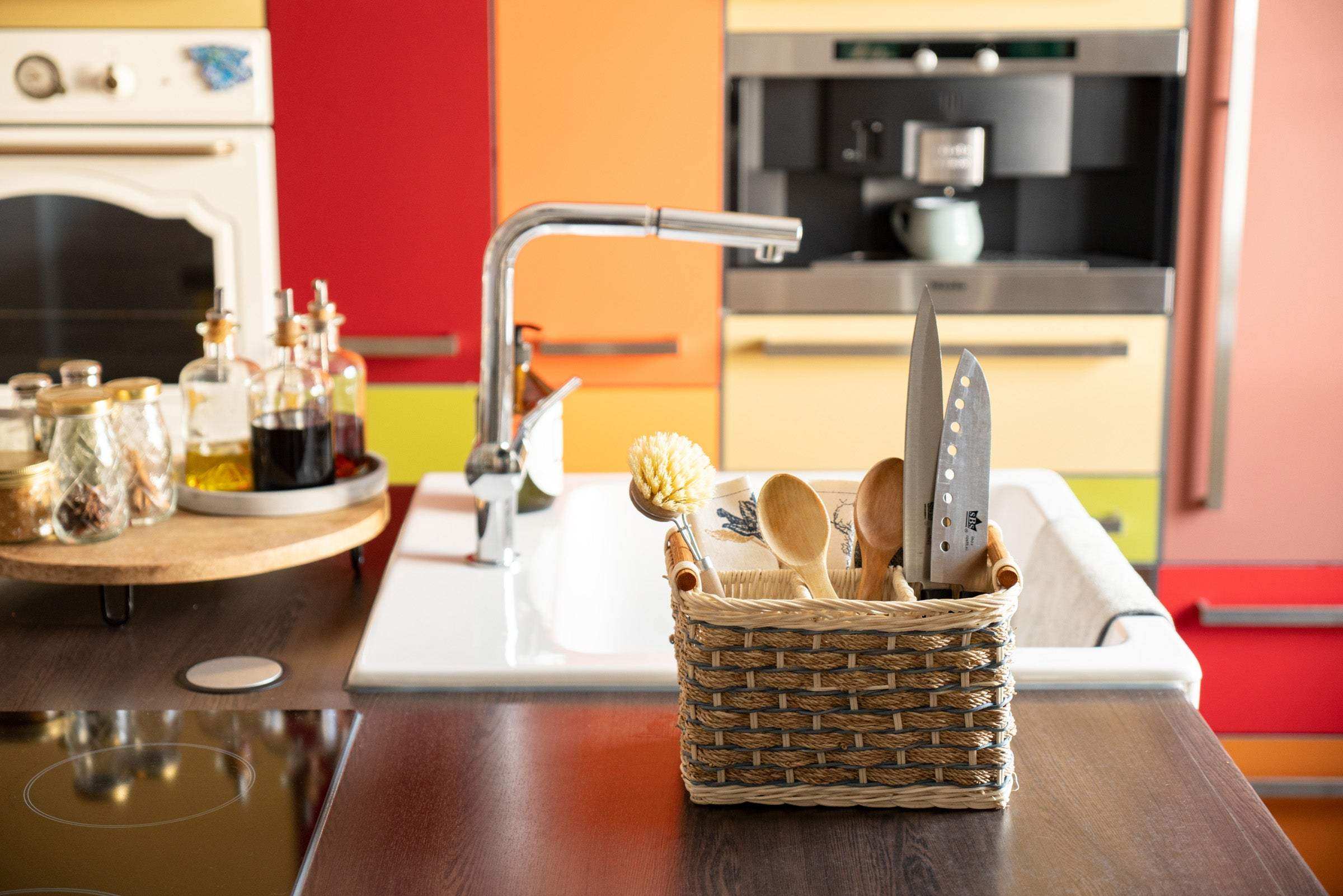 Tischbutler für Besteck, Utensilien und Saucen - Decorasian.eu
