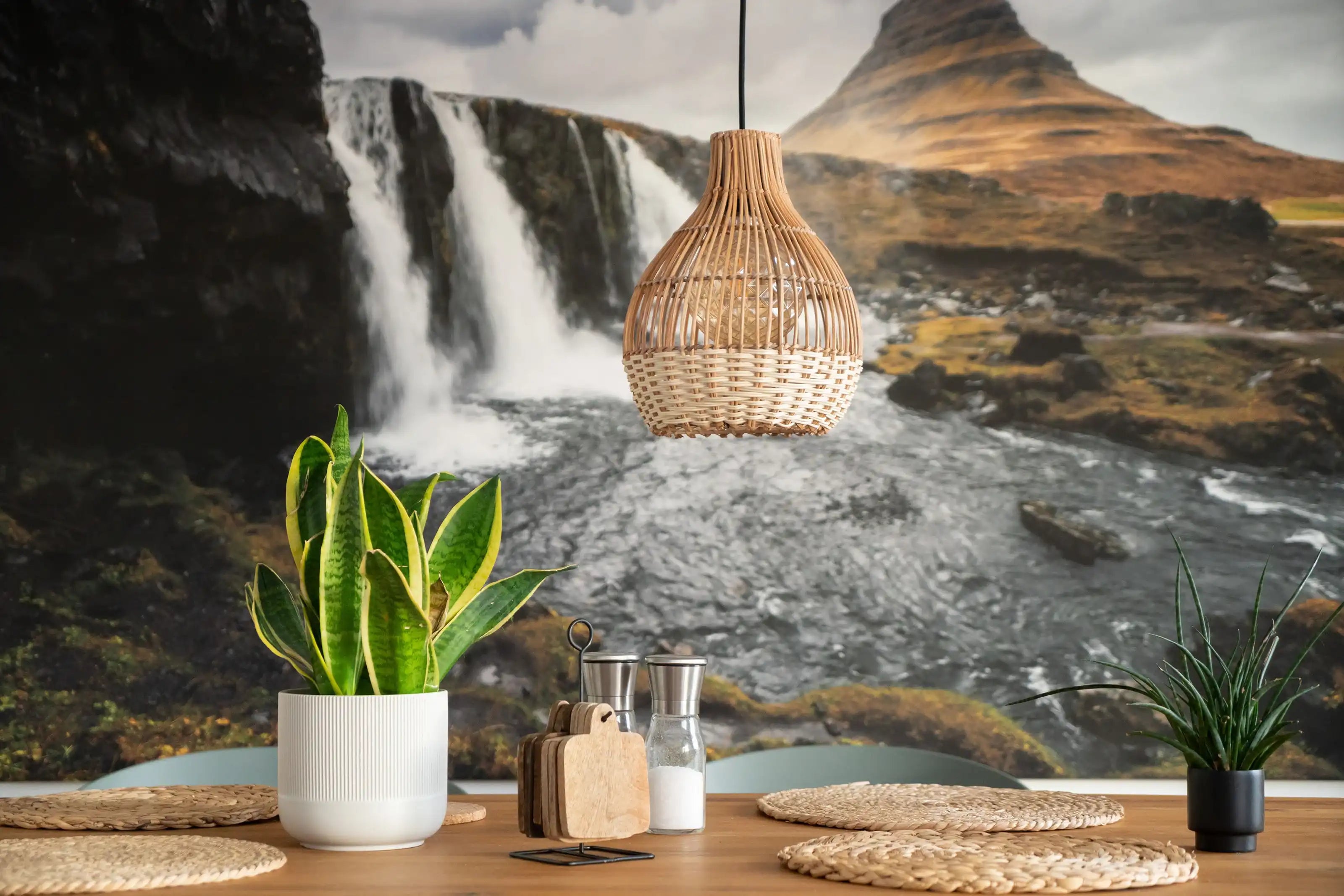 Boho Rattan Korb-Lampenschirm Ø25×30 cm für E27 Lampenfassung Birnenform