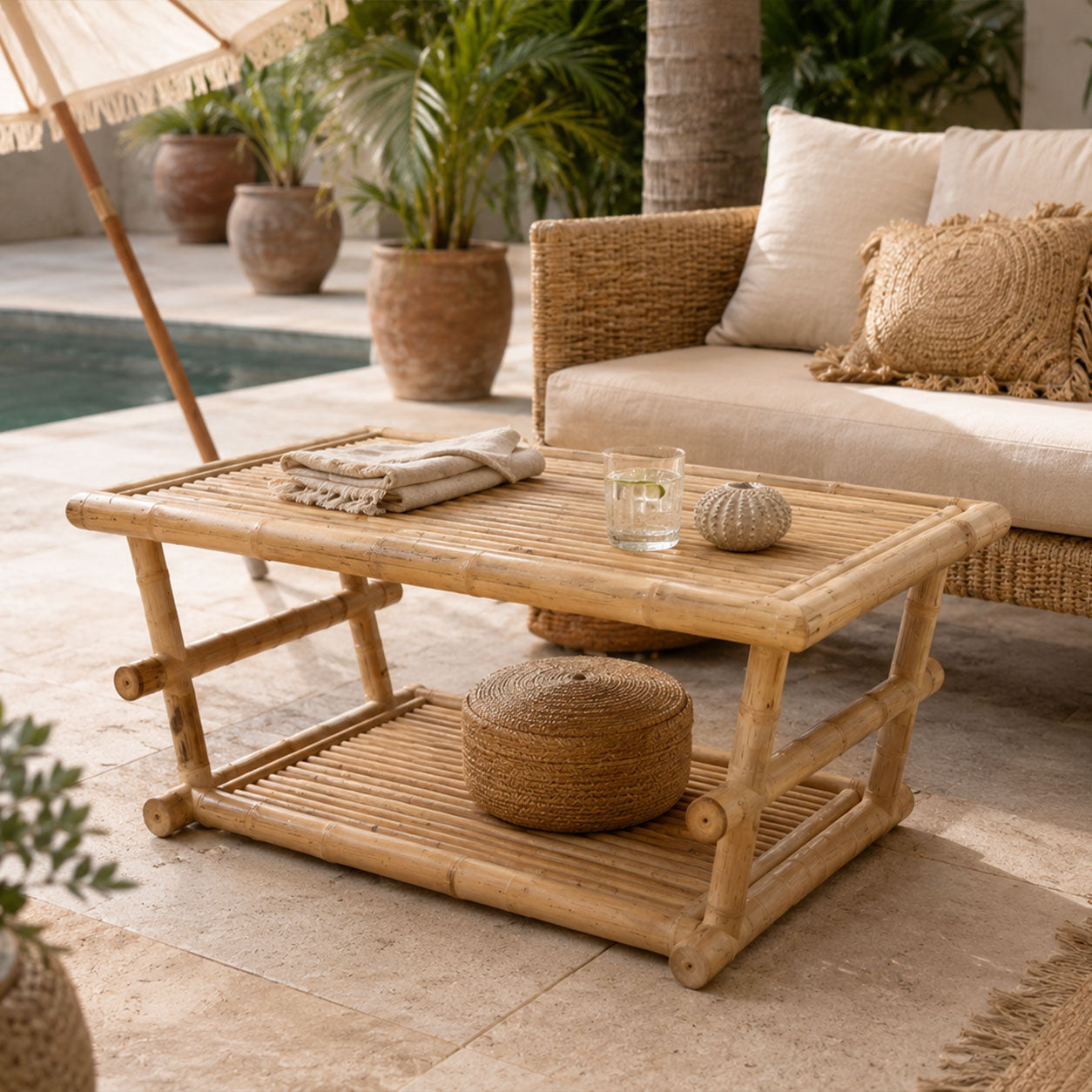 Handgefertigter Boho Bambus Couchtisch für entspannte Lounge-Momente