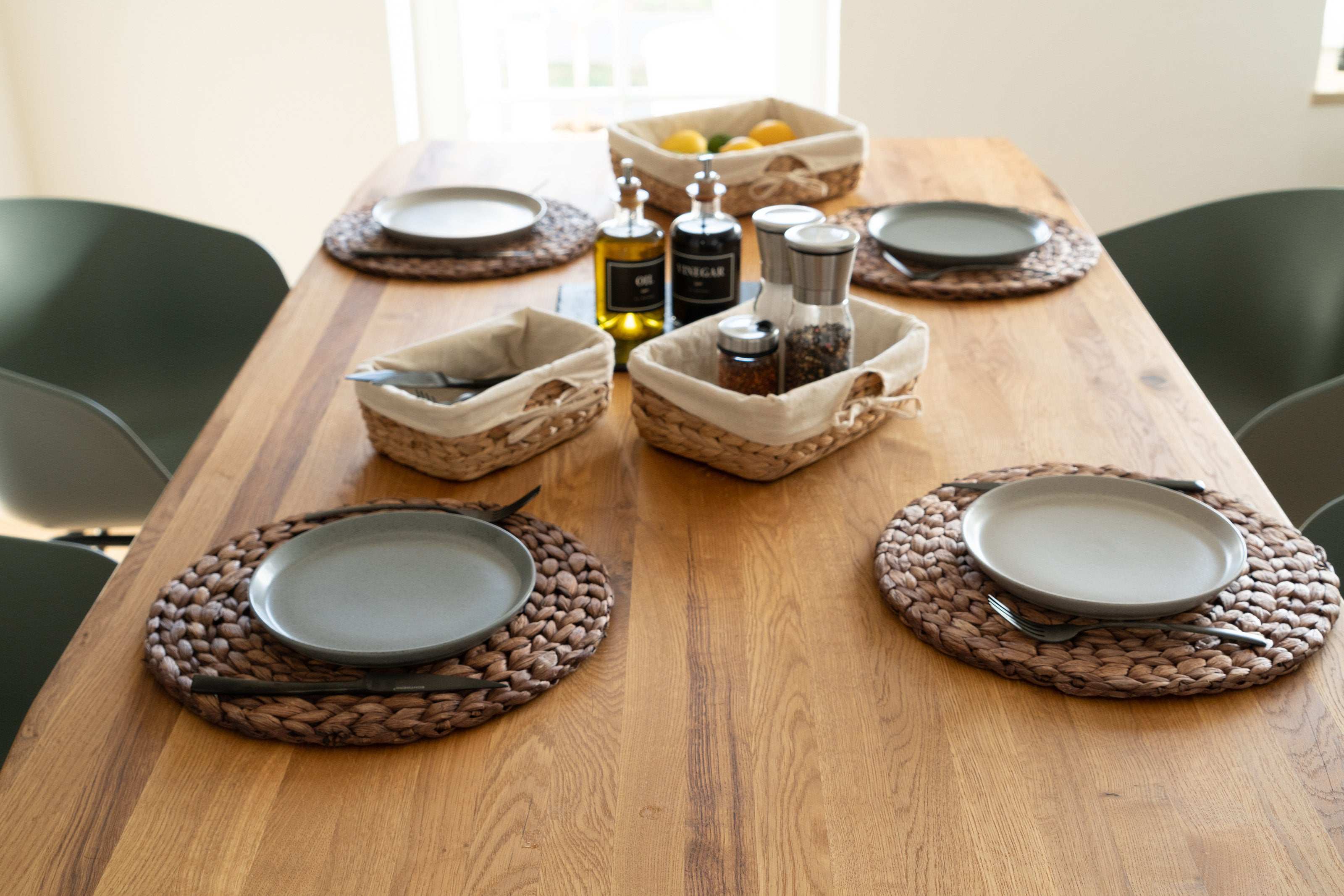 Tischsets aus Wasserhyazinthe, rund geflochten - 35cm Durchmesser - Decorasian.eu