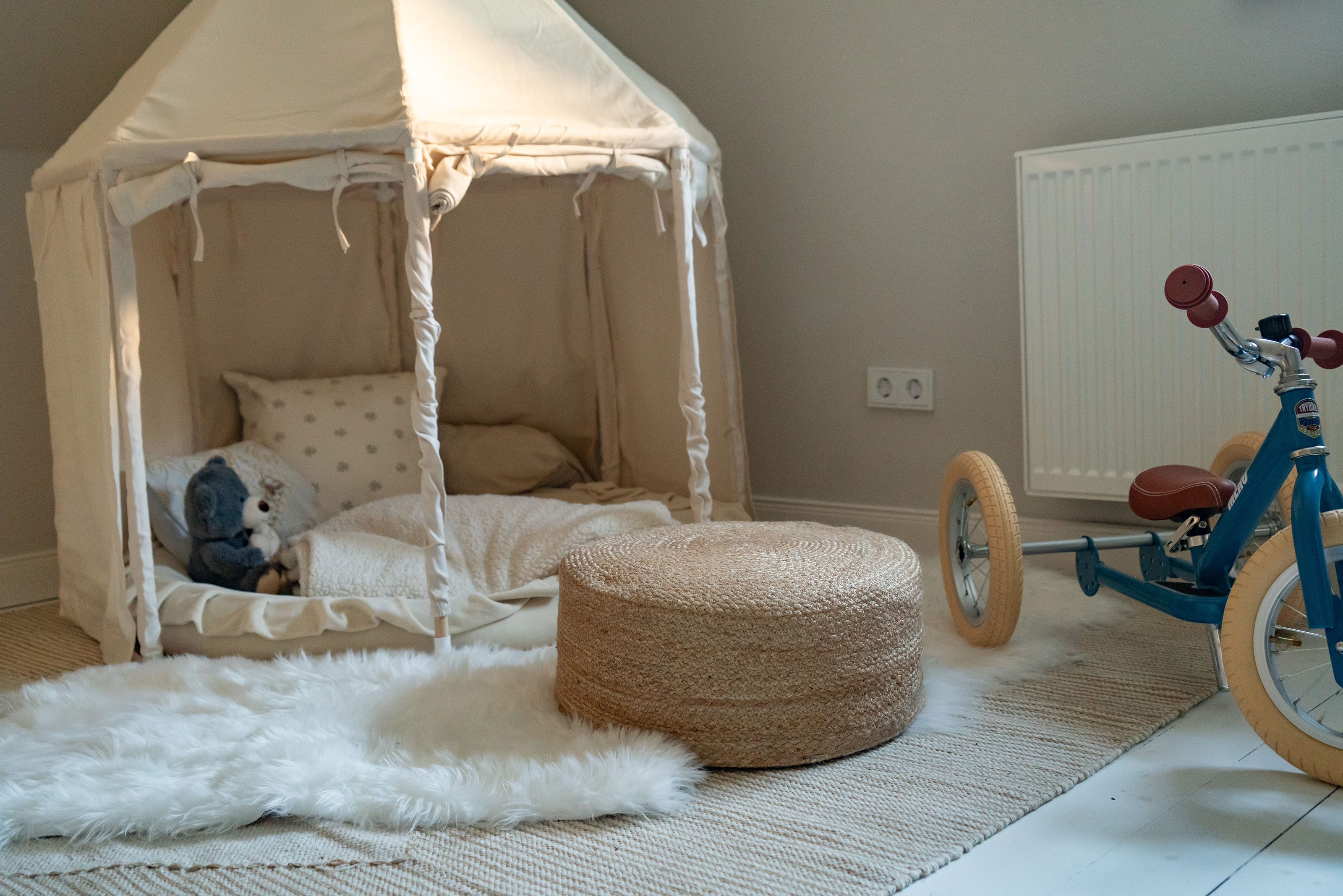 Großer Jute Pouf Hocker 50x20cm – Handgeflochtenes Boho-Sitzkissen für maximalen Wohnkomfort