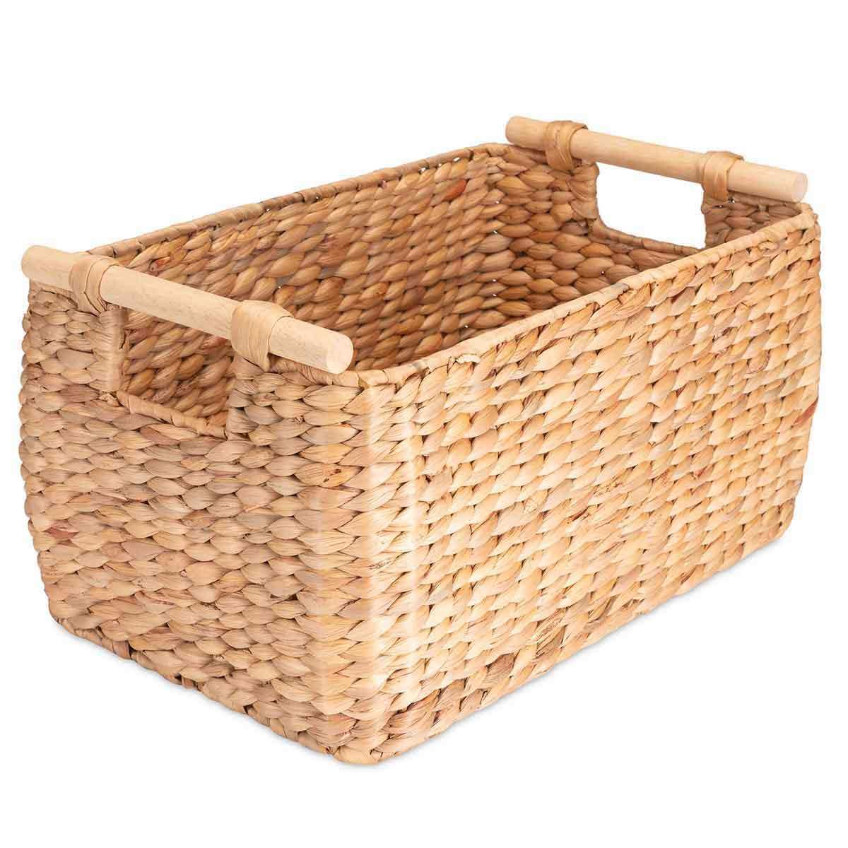 Geflochtener Korb aus Wasserhyazinthe mit Holzgriffen - Decorasian.eu