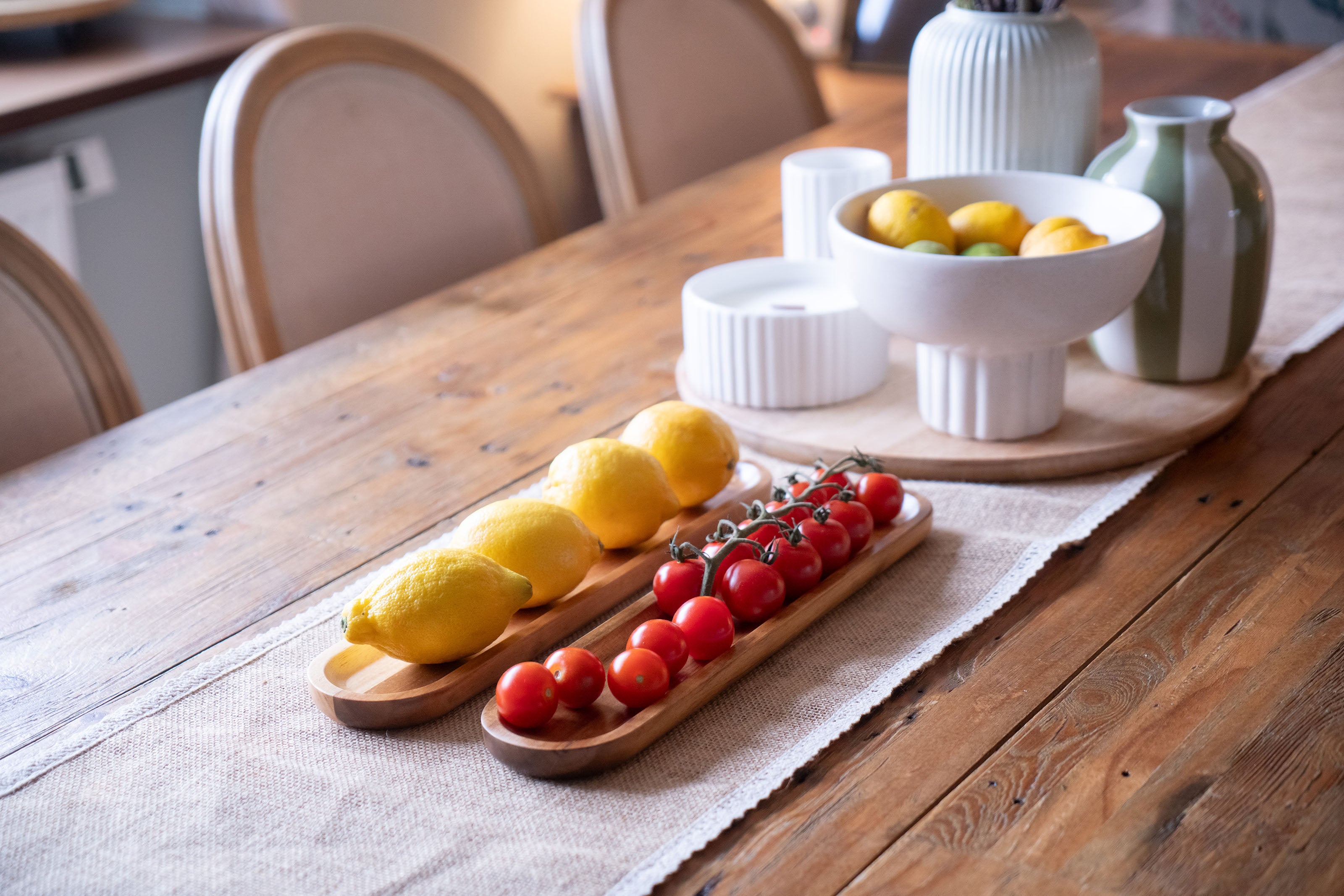 Edles Servierbrett aus Akazienholz: Stilvolle Bühne für Tapas & Deko