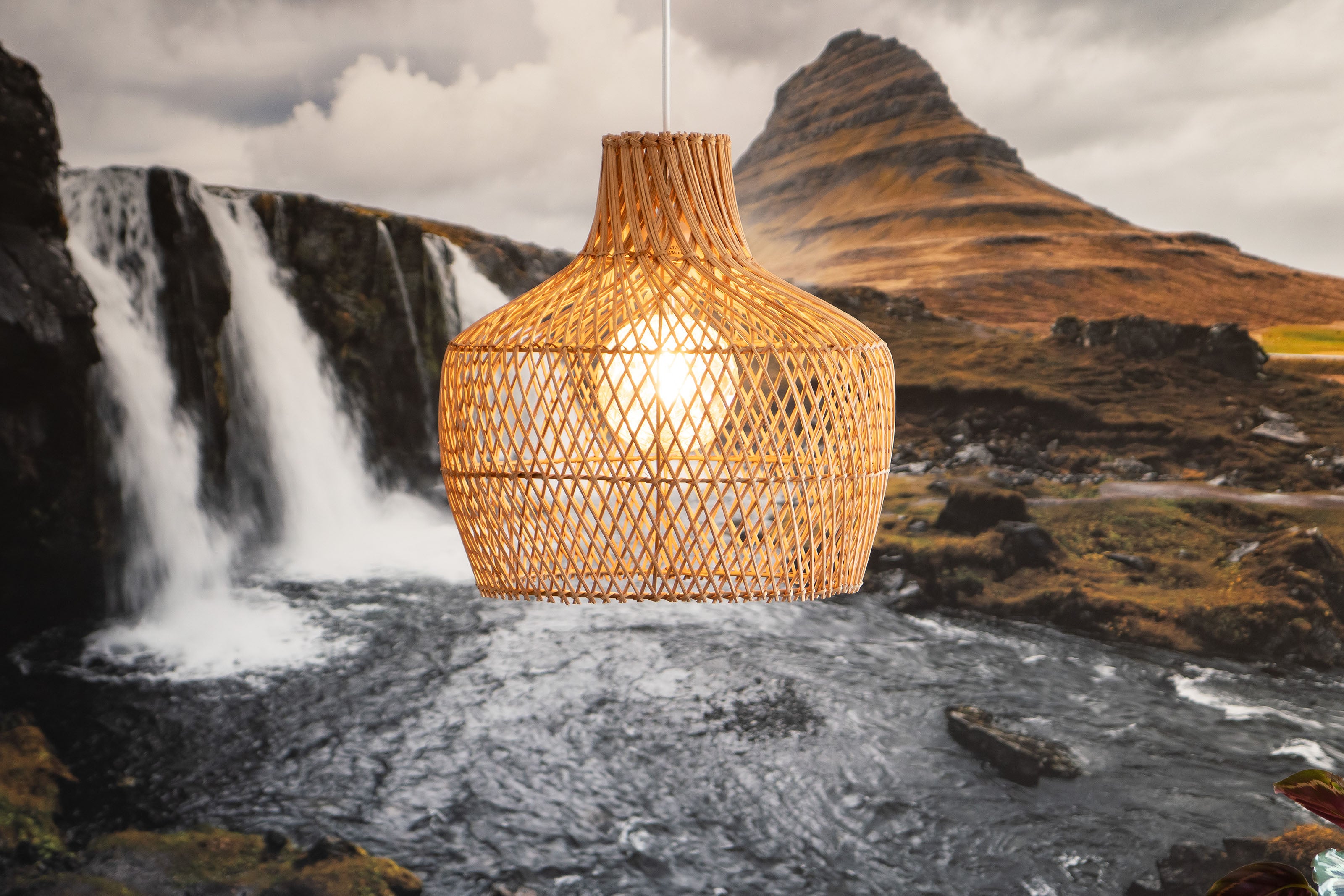 Decorasian Rattan Lampenschirm: Boho Charme und warmes Lichtspiel für dein Zuhause