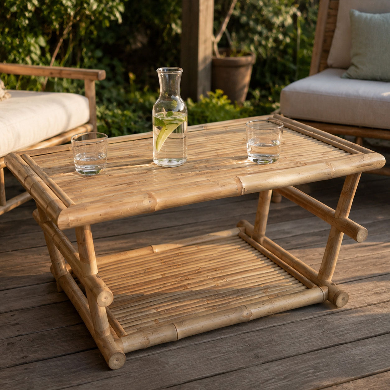 Handgefertigter Boho Bambus Couchtisch für entspannte Lounge-Momente
