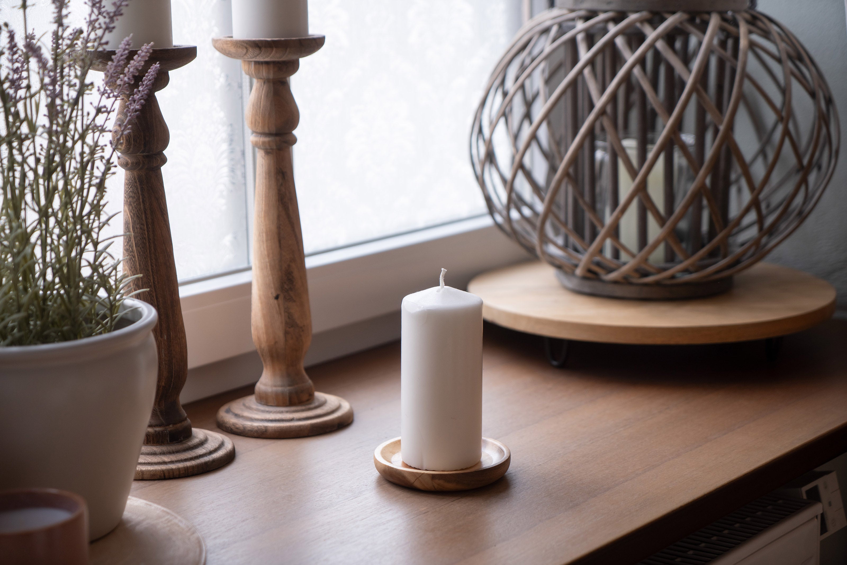 Massiver Akazienholz Kerzenteller 11cm – Natürlich schöner Halt für Stumpenkerzen