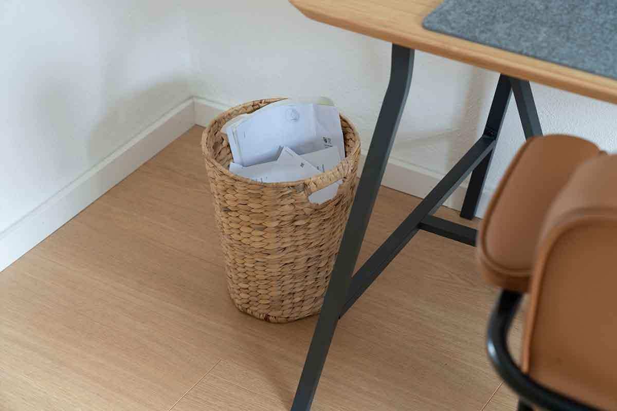 Papierkorb geflochten aus Wasserhyazinthe mit Griffen - Decorasian.eu